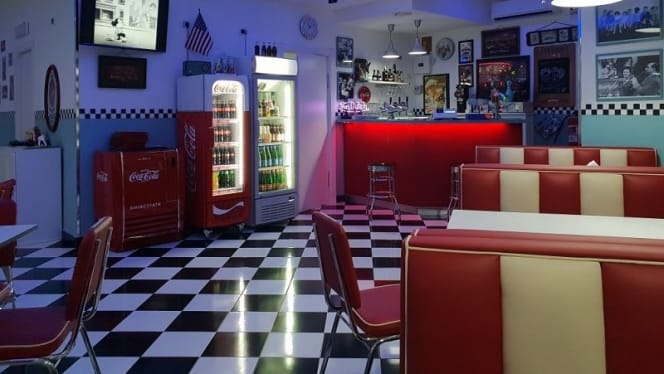 Grease American Diner - 8