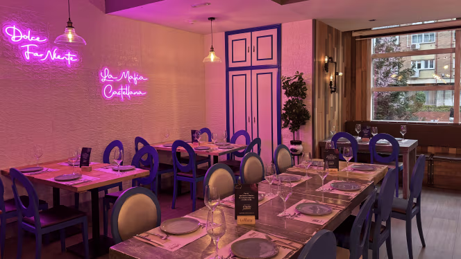 La Mafia se sienta a la Mesa - Paseo de la Castellana 257 - Madrid - 0