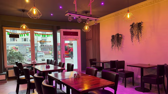 Molaga Süd Indische Restaurant - 6