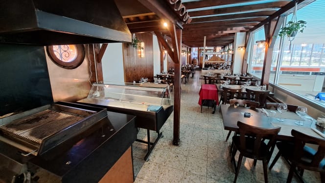 L'Idéal Restaurant - 6