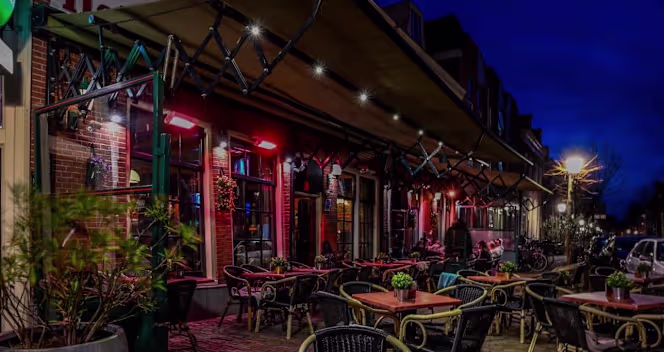 Cafe de Volendammer - 1