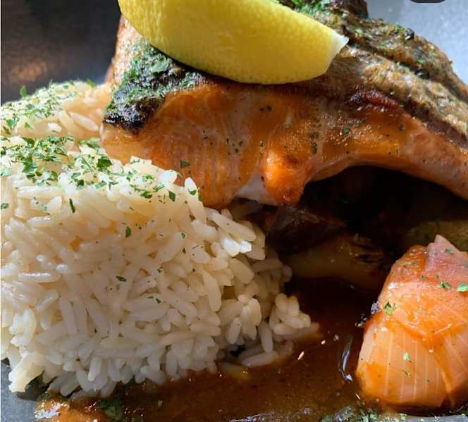 Arens Bar & Grill - 3