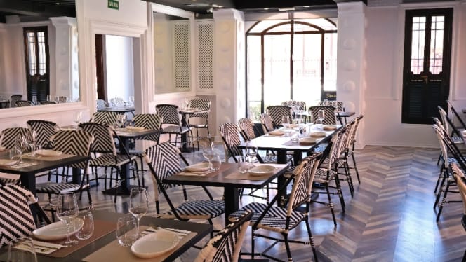 Sisa’s restaurant - 8