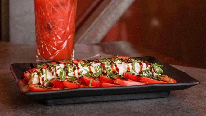 Micro Burgers & Music - 2