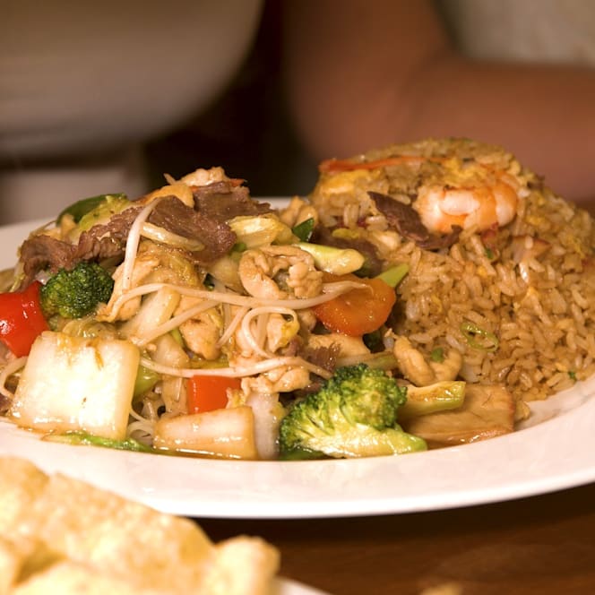 Chifa Peruano Mr. Wok Sant Joan. - Barcelona - 0