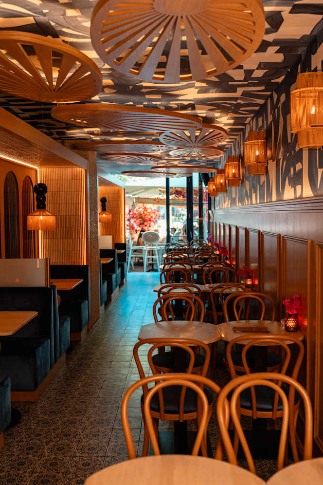 St. Tropez Gastrolounge - 2