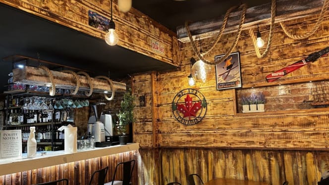 Cleaver Bar & Kitchen - 8