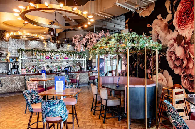 Slug and Lettuce Portsmouth - 8