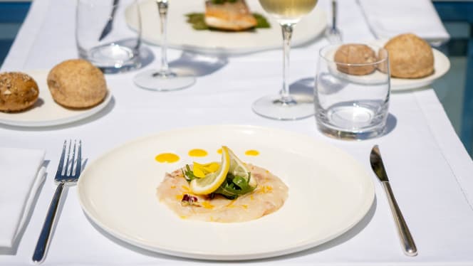 P Garden Lounge Bar & Restaurant - 6