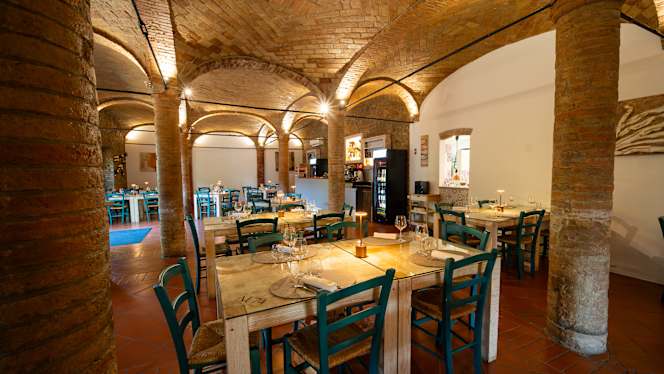 Al 74 Restaurant - 6
