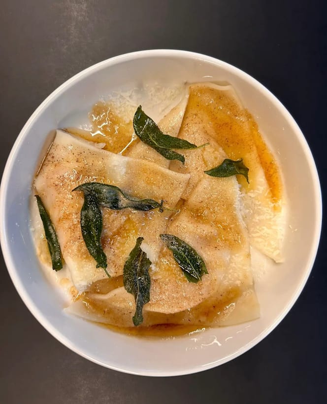 Lesu Wine & Dine - 1