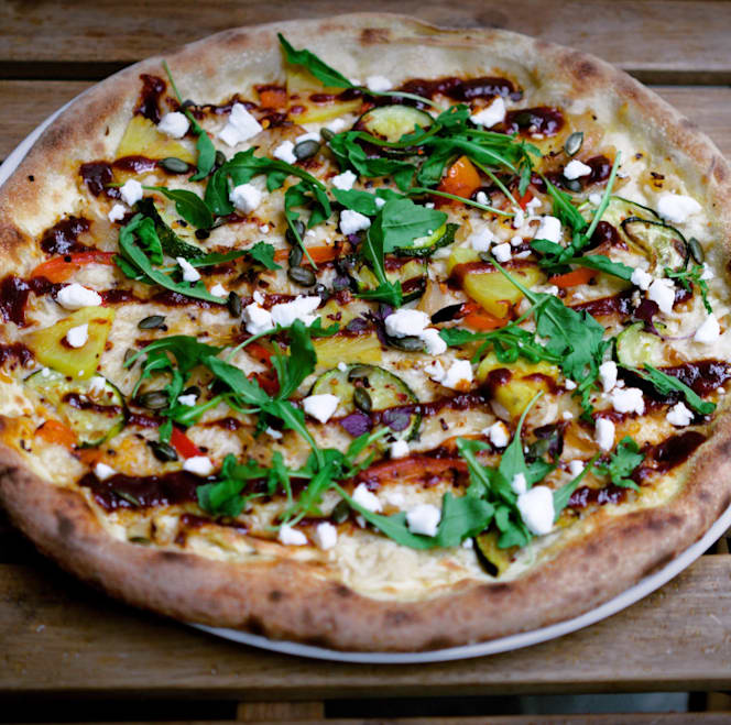 Vegan Pizza Bar Den Haag - 1