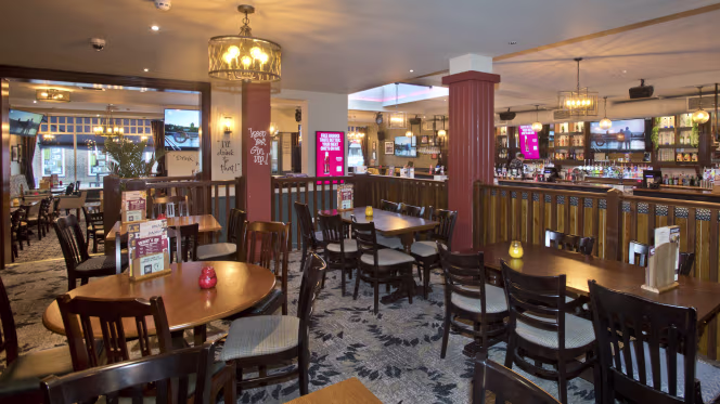 Pembroke Coulsdon - 8