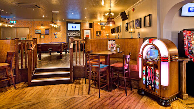 Hyde Park Hotel Leeds - Leeds - 2