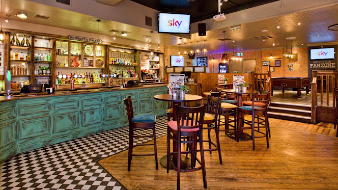 Hyde Park Hotel Leeds - Leeds - 4