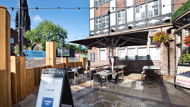 Hyde Park Hotel Leeds - Leeds - 6