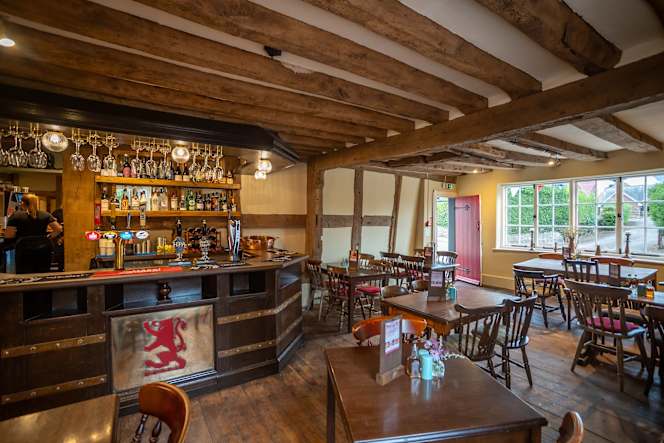 The Red Lion Madley - 4