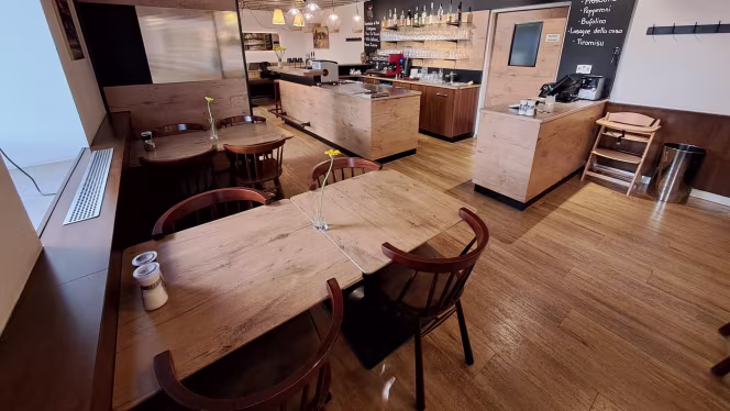 Pizzeria Ristorante Toscana - 3