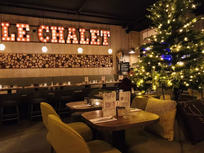 Le Chalet du 8ème - Paris - 0