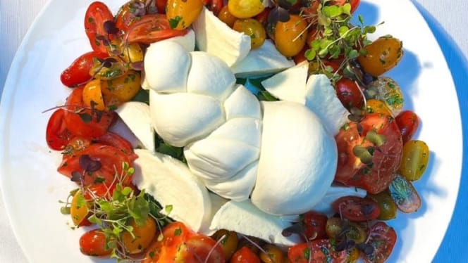 Giuliana Bar and Restaurant - 6