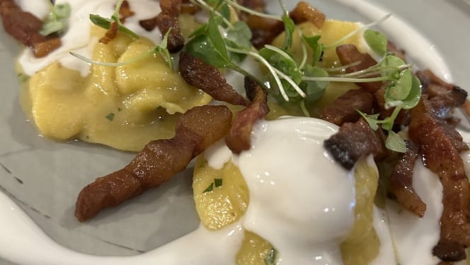 Giuliana Bar and Restaurant - 4