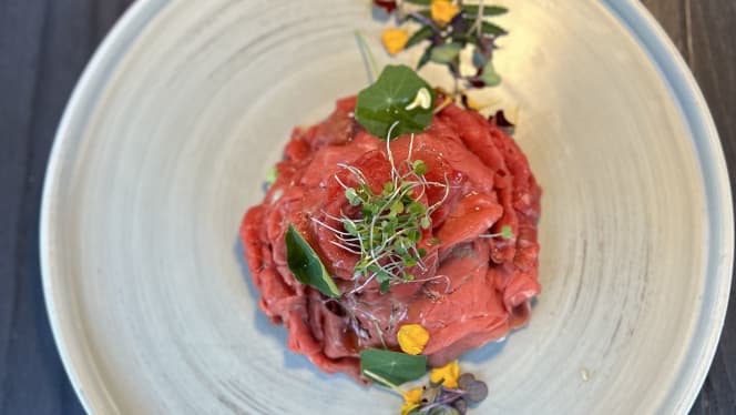 Giuliana Bar and Restaurant - 3