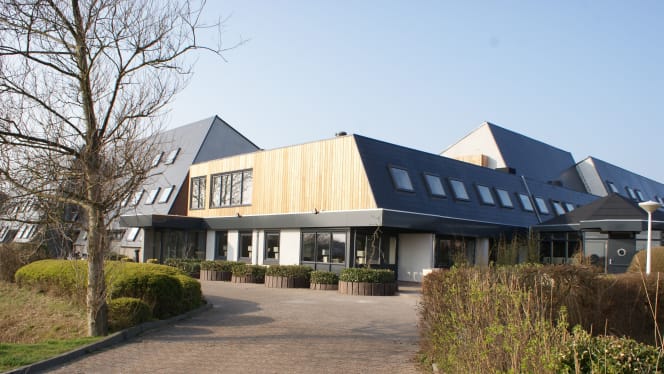 Fletcher Zuiderduin Beachhotel - 0