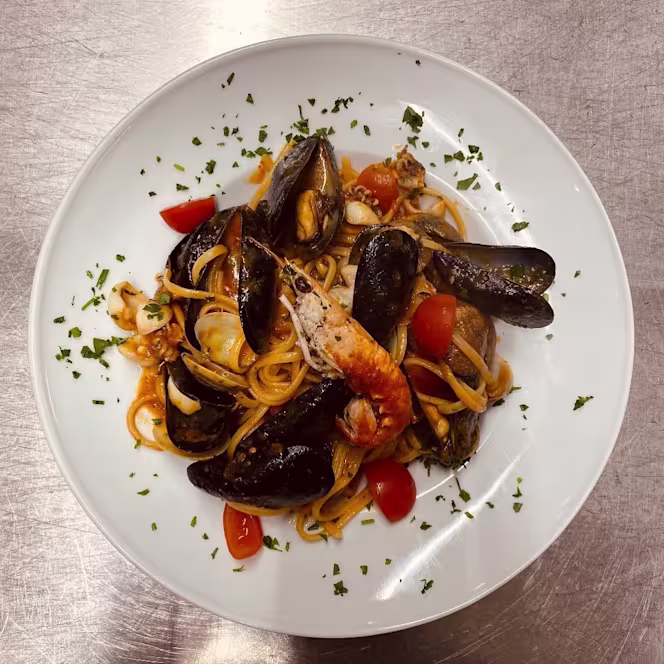 River Ristorante Pizzeria - 8