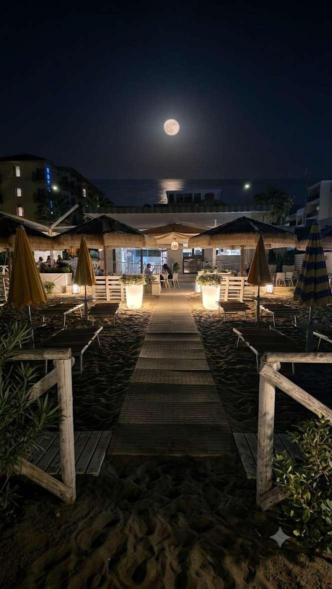 Ristorante Chalet Peccato Solo d'Estate - 1