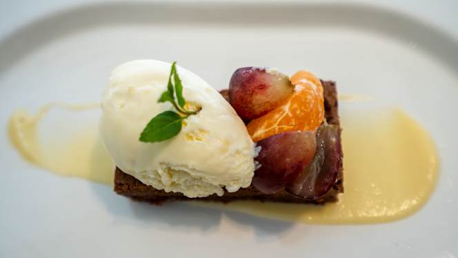 abba mia Restaurant by abba Huesca Hotel - 6