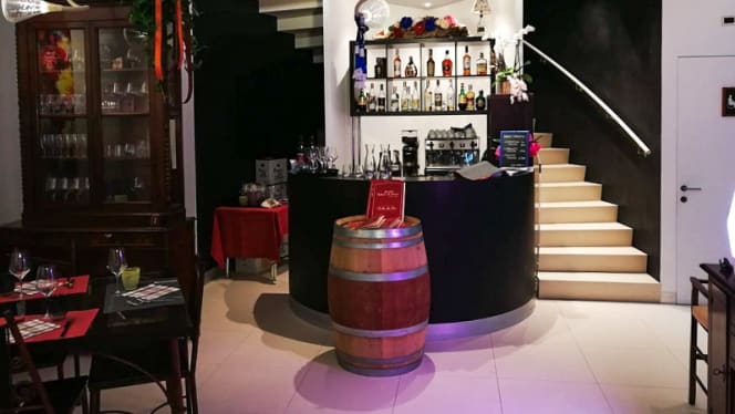 Molto Più Che Centrale - 0