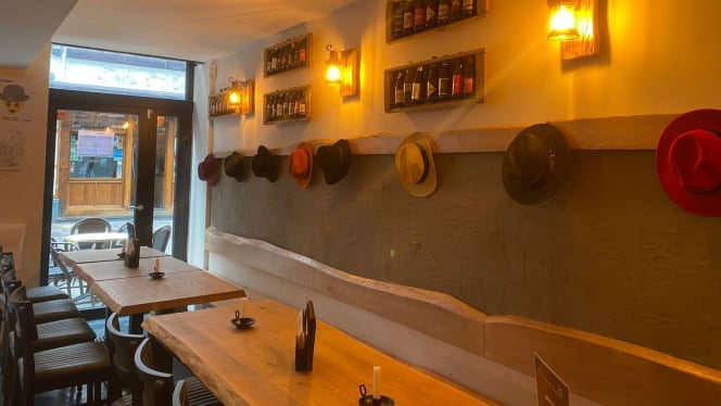 L'Homme au Chapeau - 3