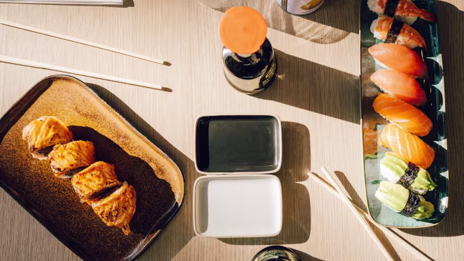 Mas Sushi & Poke Bowl / VL - 2