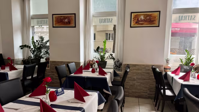 Satraj - Indisches Restaurant - 2