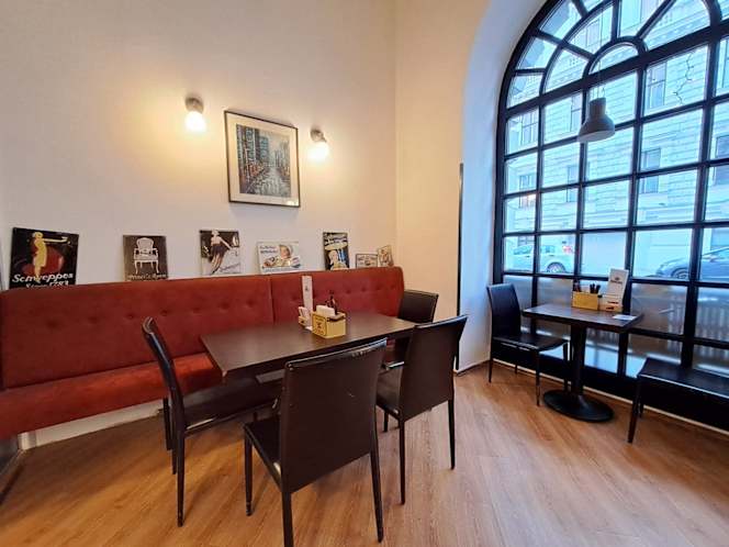 Bonema Burger & Cocktail Bar - 4