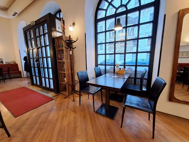 Bonema Burger & Cocktail Bar - 3