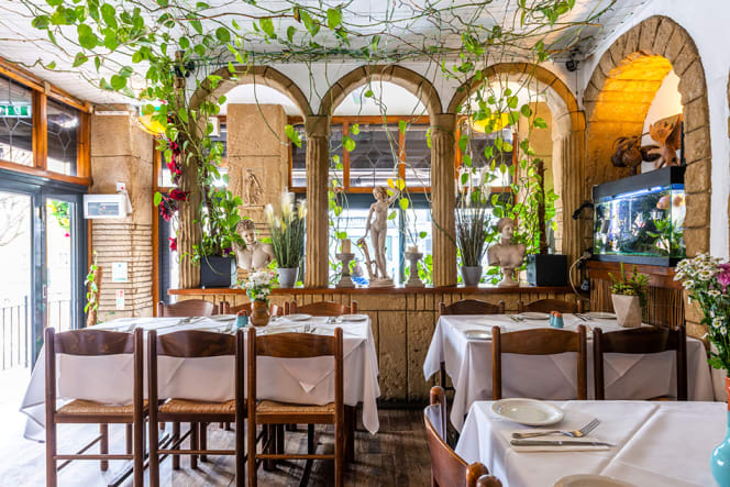 Alexander The Great Restaurant - 2