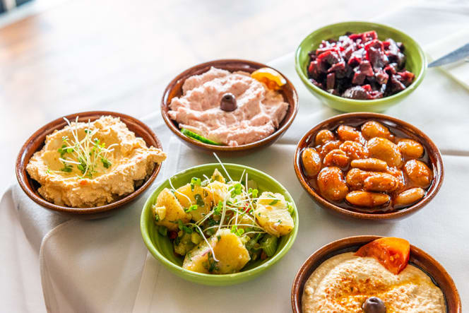 Alexander The Great Restaurant - 5