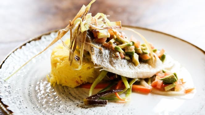 Kingston Country Courtyard - 8