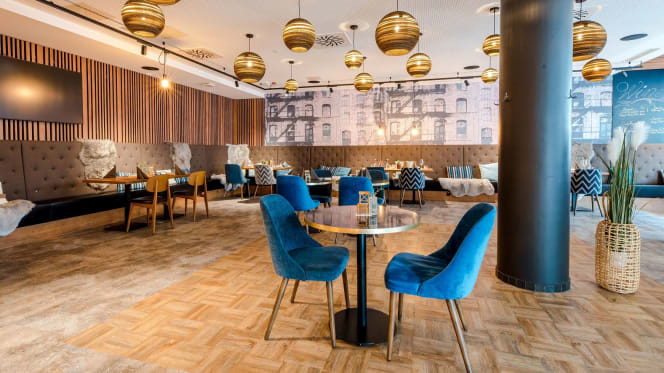 XXXLutz Restaurant MaHü - 4