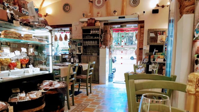 Pizzic'Osteria Volpetti Bistrot "Salumeria Storica dal 1870" - 9