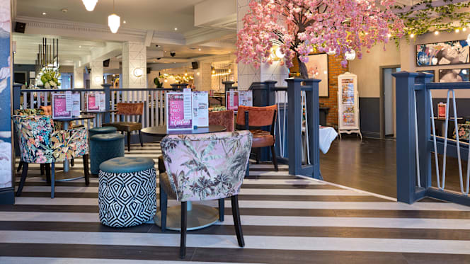 Slug and Lettuce Doncaster - 7