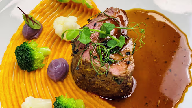 Das Neu-Stadt Restaurant & Bar - 7