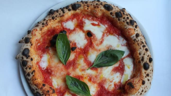 Enza & Famiglia Trattoria Pizzeria Caffê - Paris - 3