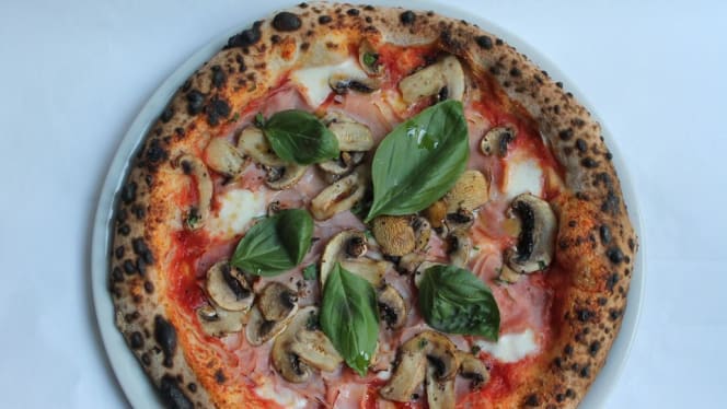 Enza & Famiglia Trattoria Pizzeria Caffê - Paris - 4