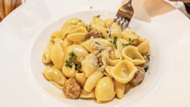 Enza & Famiglia Trattoria Pizzeria Caffê - Paris - 9