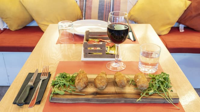 Sombrero vino e panini - 1