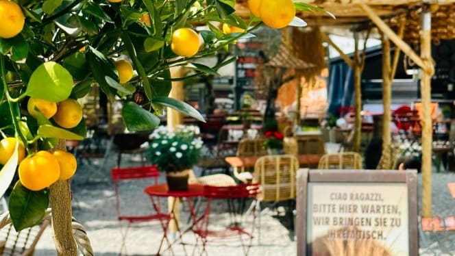 Bahnhof Neustift - 8