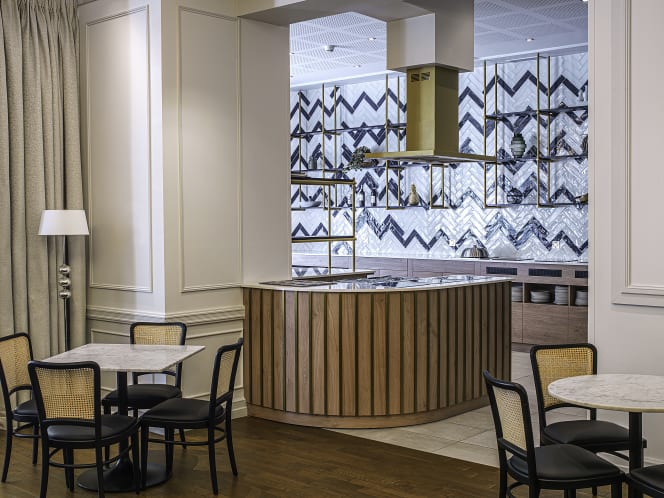 Sixtine - Paris Marriott Opera Ambassador hotel - 8