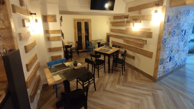 Gusto Marigliano - via Medina - Napoli - 4